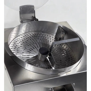 GreenBroz Model M Dry Trimmer blades view on white background