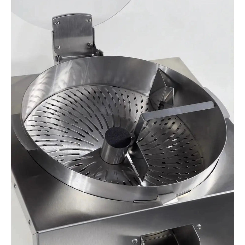 GreenBroz Model M Dry Trimmer blades view on white background