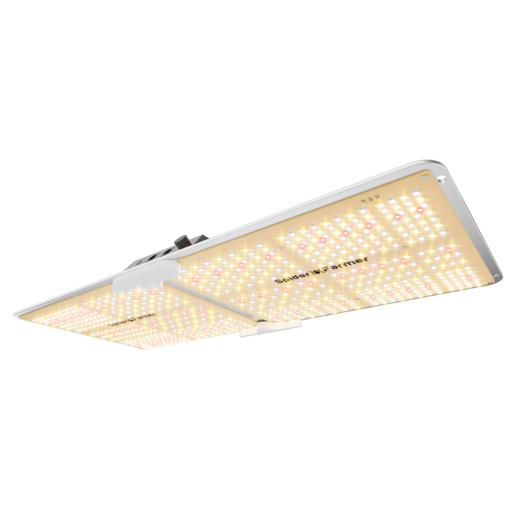 Spider Farmer SF2000 200W LED Grow Light – Full-Spectrum Coverage for 2×4 Grow Tents with visible brand name on a white background